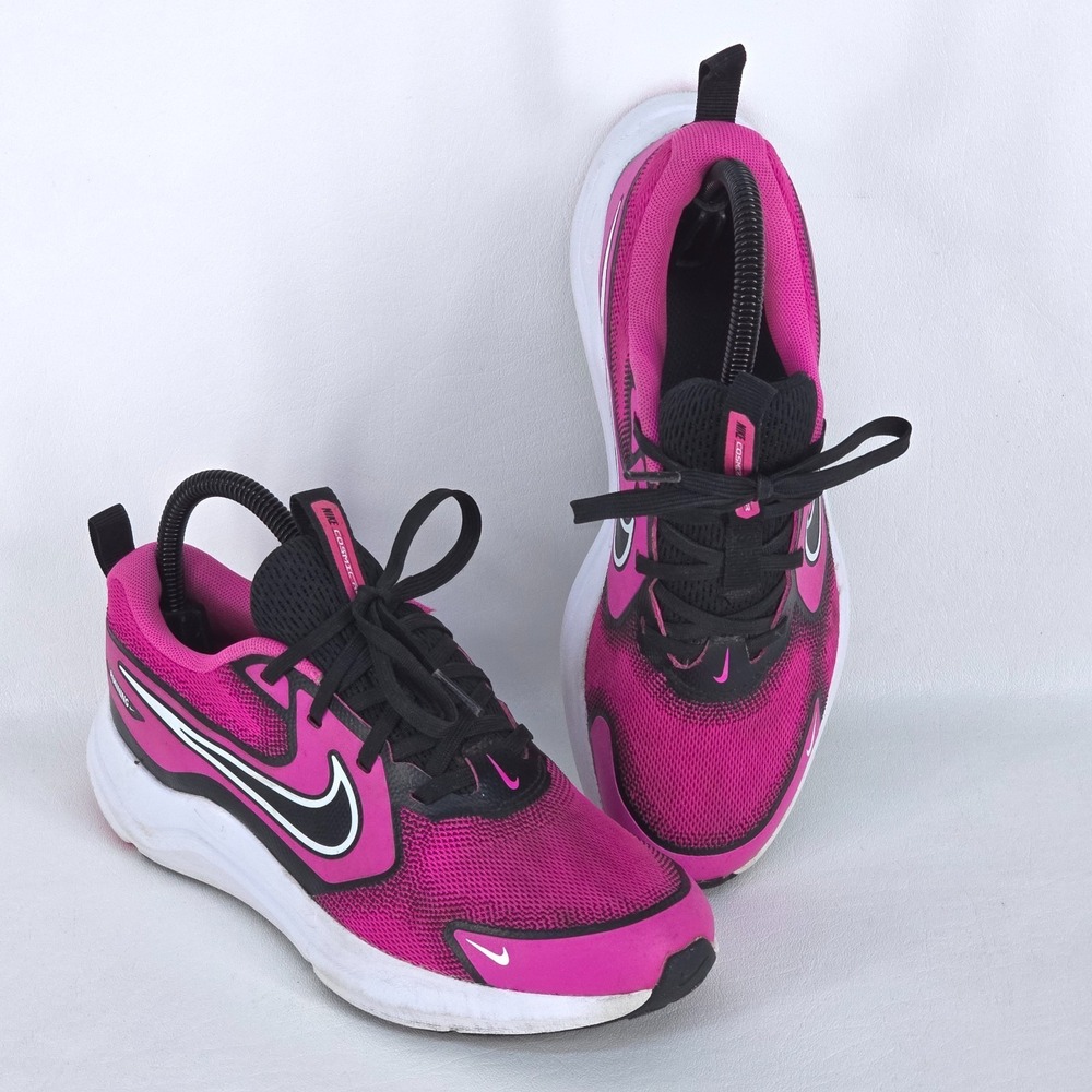 Nike Cosmic Runner Shoes Youth 4Y Pink Black Sneakers Athletic Activewear HM4402
